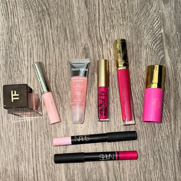 Pink Makeup Set - Picture 2 of 8